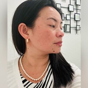 Authentic Elegant Pearl Necklace 16” 6-7mm beads.